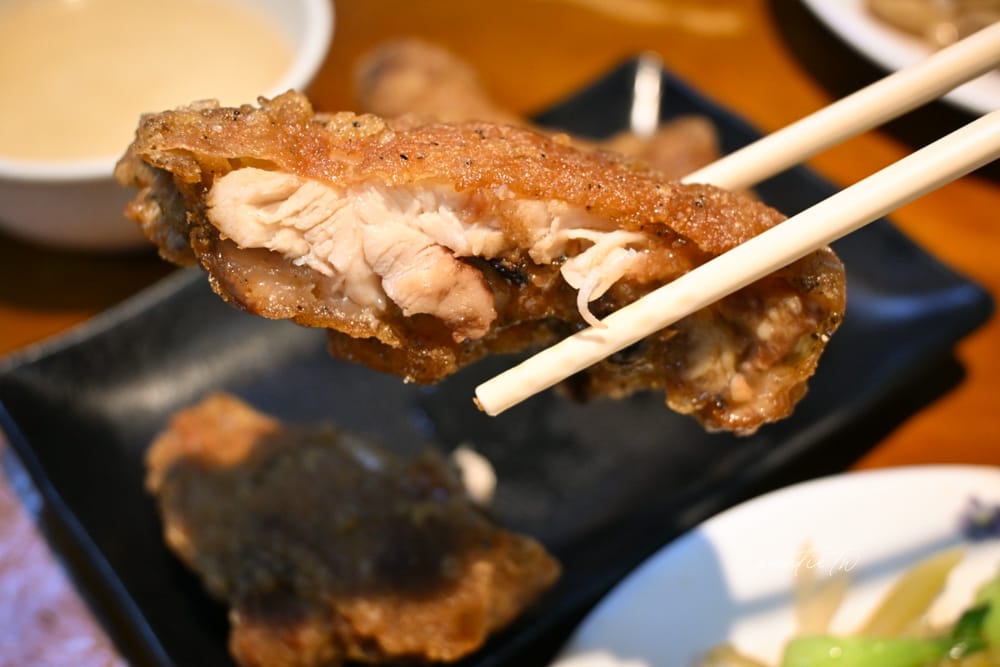 【台北】西門｜金滿園排骨，排隊人潮滿出來的50年排骨老店