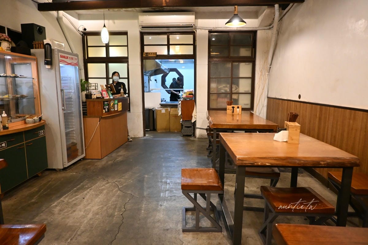 【花蓮】美崙｜再回首 精緻牛羊肉麵，必點清燉羊肉麵，麵食小菜都優秀，花蓮必吃牛肉麵推薦