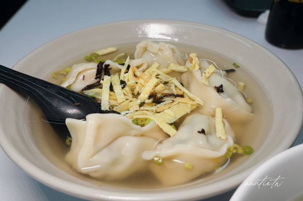 【台北】西門|趙記菜肉大餛飩,橫跨了三個店面上海口味大餛飩 - 第8張圖