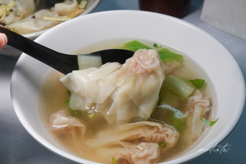 【台北】西門|趙記菜肉大餛飩,橫跨了三個店面上海口味大餛飩 - 第14張圖