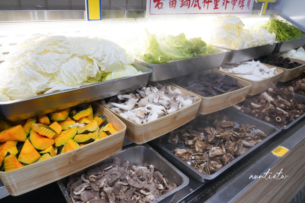 【台中】北屯區|耀武羊威羊肉爐吃到飽松竹店,新疆手撕羊499吃到飽,六種湯頭,羊蹄筋、羊排肉、羊大骨多種食材吃到飽 - 第11張圖