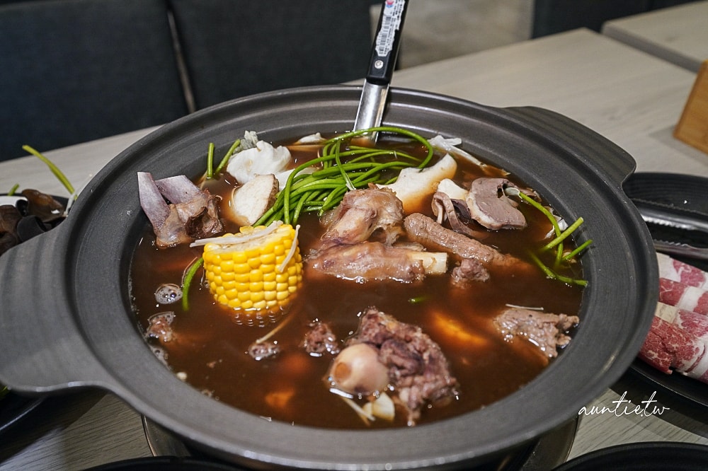 【台中】北屯區|耀武羊威羊肉爐吃到飽松竹店,新疆手撕羊499吃到飽,六種湯頭,羊蹄筋、羊排肉、羊大骨多種食材吃到飽 - 第22張圖