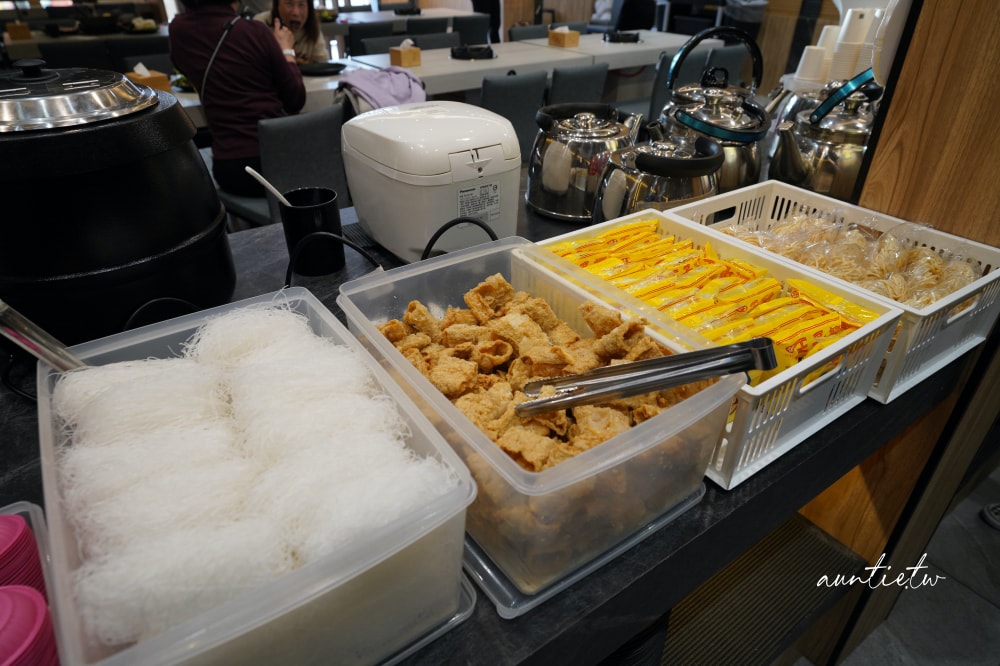 【台中】北屯區|耀武羊威羊肉爐吃到飽松竹店,新疆手撕羊499吃到飽,六種湯頭,羊蹄筋、羊排肉、羊大骨多種食材吃到飽 - 第18張圖