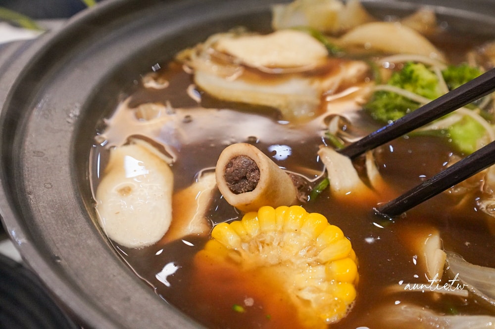 【台中】北屯區|耀武羊威羊肉爐吃到飽松竹店,新疆手撕羊499吃到飽,六種湯頭,羊蹄筋、羊排肉、羊大骨多種食材吃到飽 - 第28張圖