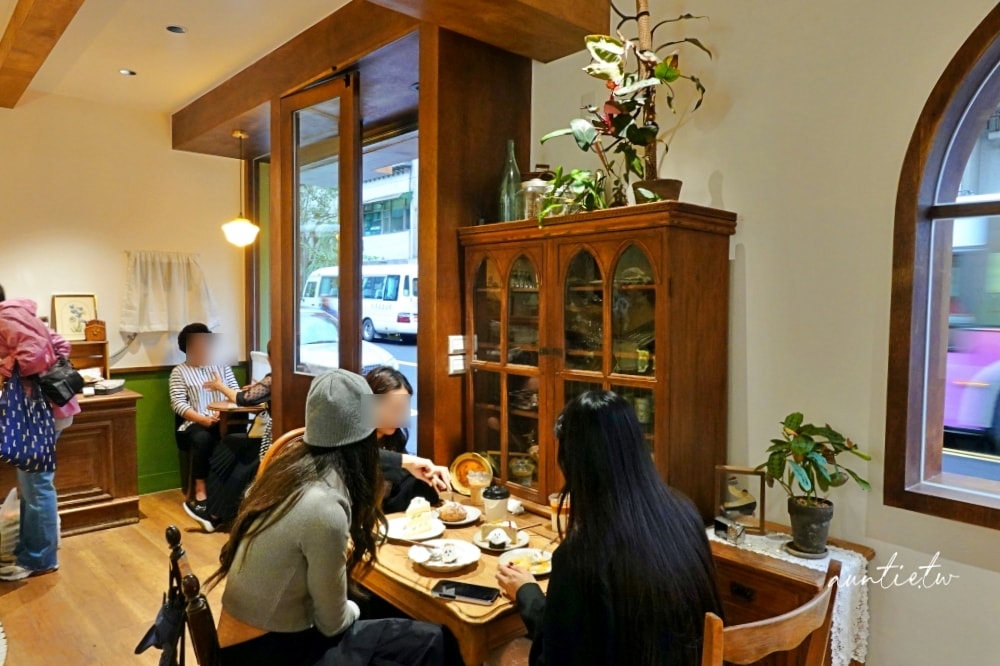 【台北】木柵|MU Pâtisserie 沐林甜點烘焙坊,復古木質空間甜點專賣店 - 第7張圖