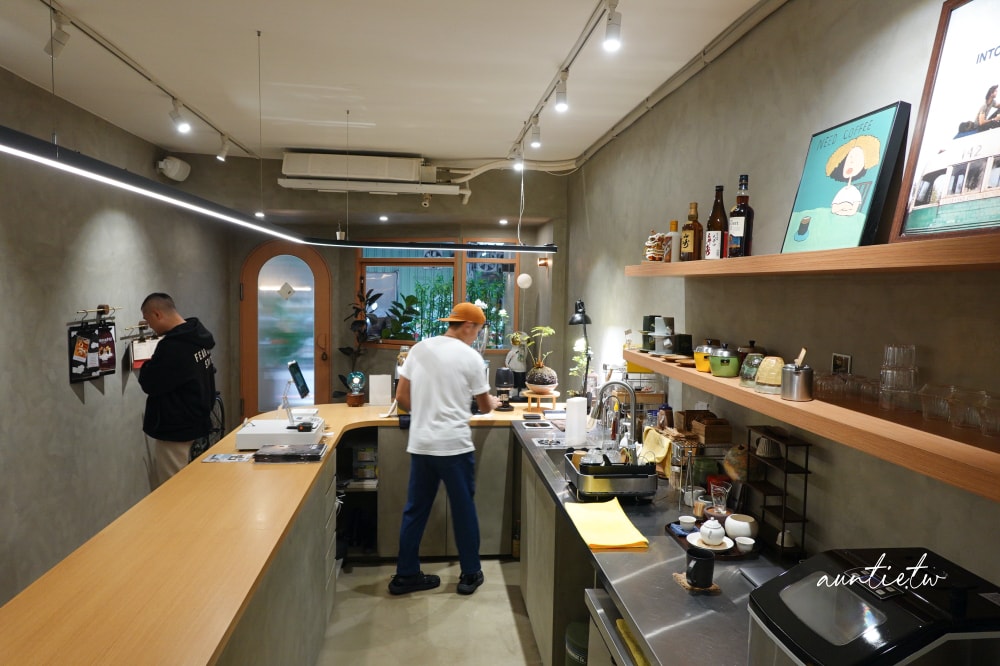 【台北】公館站|一弄,香港老闆開的特色港味咖啡廳,肉蛋蓋飯太銷魂! - 第11張圖