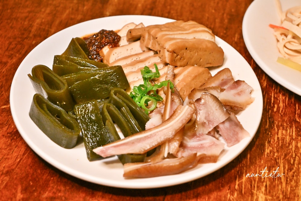 【台北】西湖站|牛耳精緻麵館,黃仁勳來吃過然後爆紅的牛肉麵店 - 第14張圖