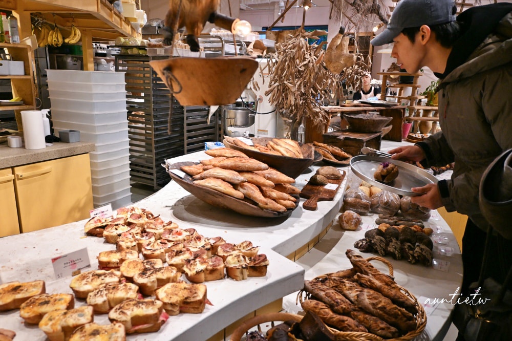 【福岡】博多站|Dacomecca,福岡人氣麵包店,極度好吃明太子法國麵包 - 第4張圖