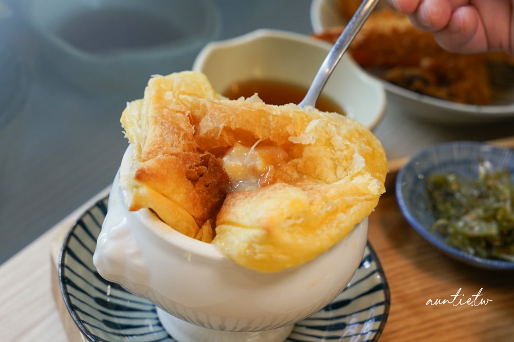 【台中】食力小食堂,溫暖日式定食專賣店,超誘人現炸豬排滑蛋咖哩飯、日式讚岐炒烏龍麵、日式天婦羅,隱藏版巷弄美食 - 第41張圖