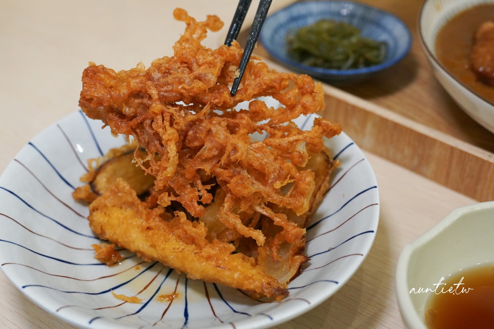 【台中】食力小食堂,溫暖日式定食專賣店,超誘人現炸豬排滑蛋咖哩飯、日式讚岐炒烏龍麵、日式天婦羅,隱藏版巷弄美食 - 第52張圖