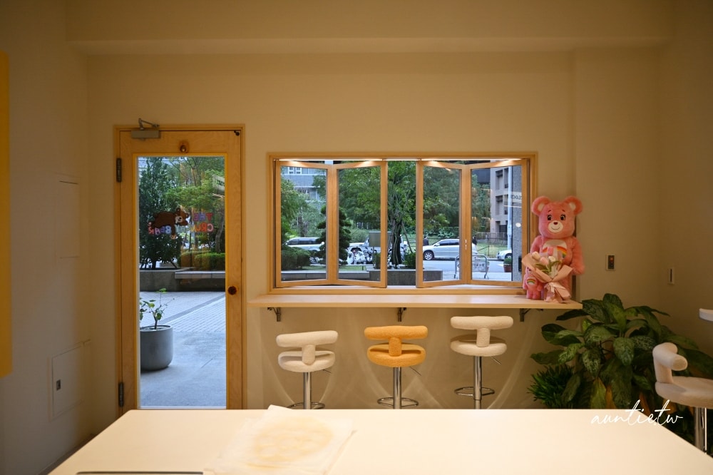 【台北】大直|The Crunchy Bear,可愛到要融化每個角落都好拍的軟餅乾專賣店! - 第7張圖