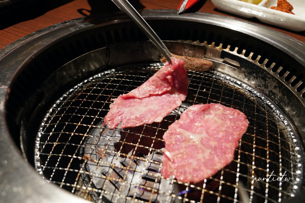 【大阪】堺筋本町|本町肉俱樂部 tongue be ,和牛牛舌專門店,美味生拌黑毛和牛赤身,大阪和牛燒肉推薦 - 第58張圖