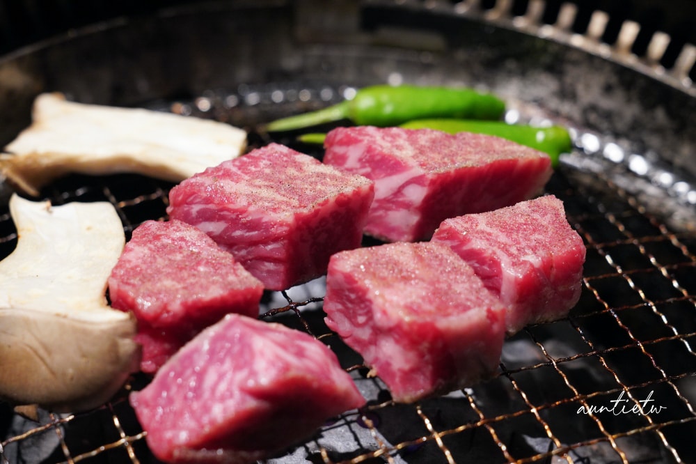 【大阪】堺筋本町|本町肉俱樂部 tongue be ,和牛牛舌專門店,美味生拌黑毛和牛赤身,大阪和牛燒肉推薦 - 第50張圖