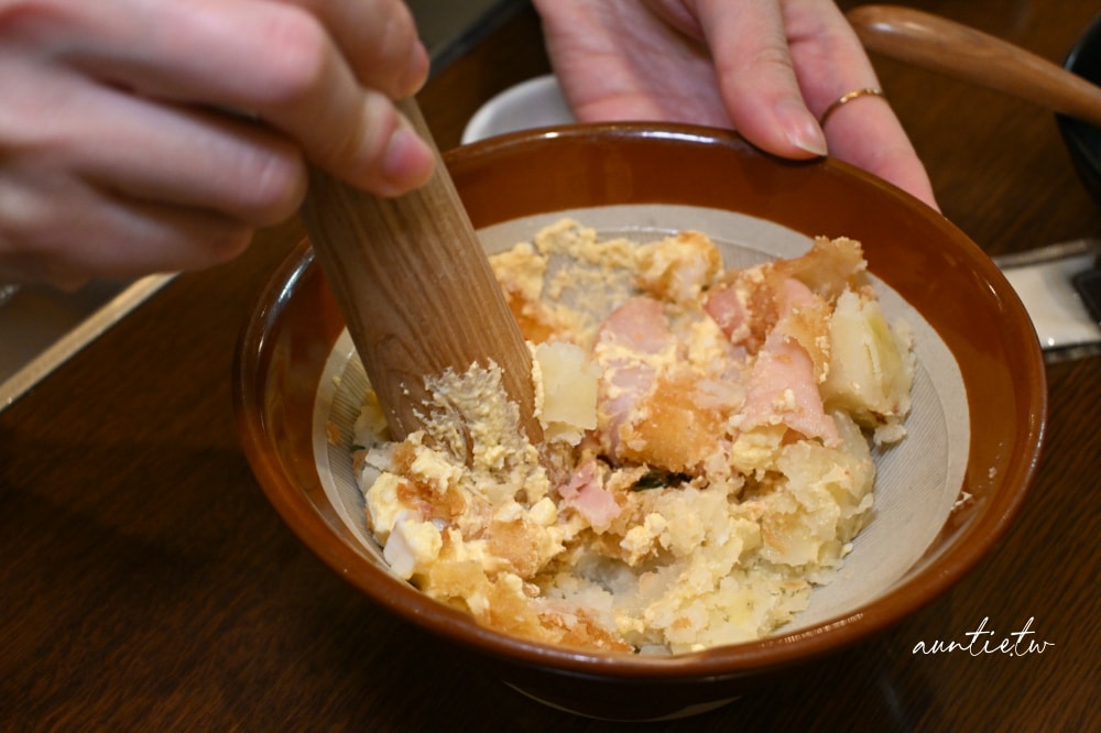 【大阪美食】梅田|堂山食堂本店,月銷兩萬份超人氣炸火腿排,24小時居酒屋推薦 - 第34張圖