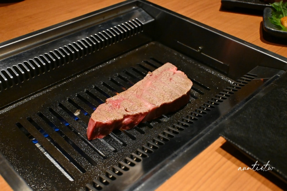 【神戶】三宮站|KOBE 133俱樂部,頂級神戶牛,和牛燒肉、涮涮鍋、壽喜燒一次滿足! - 第61張圖