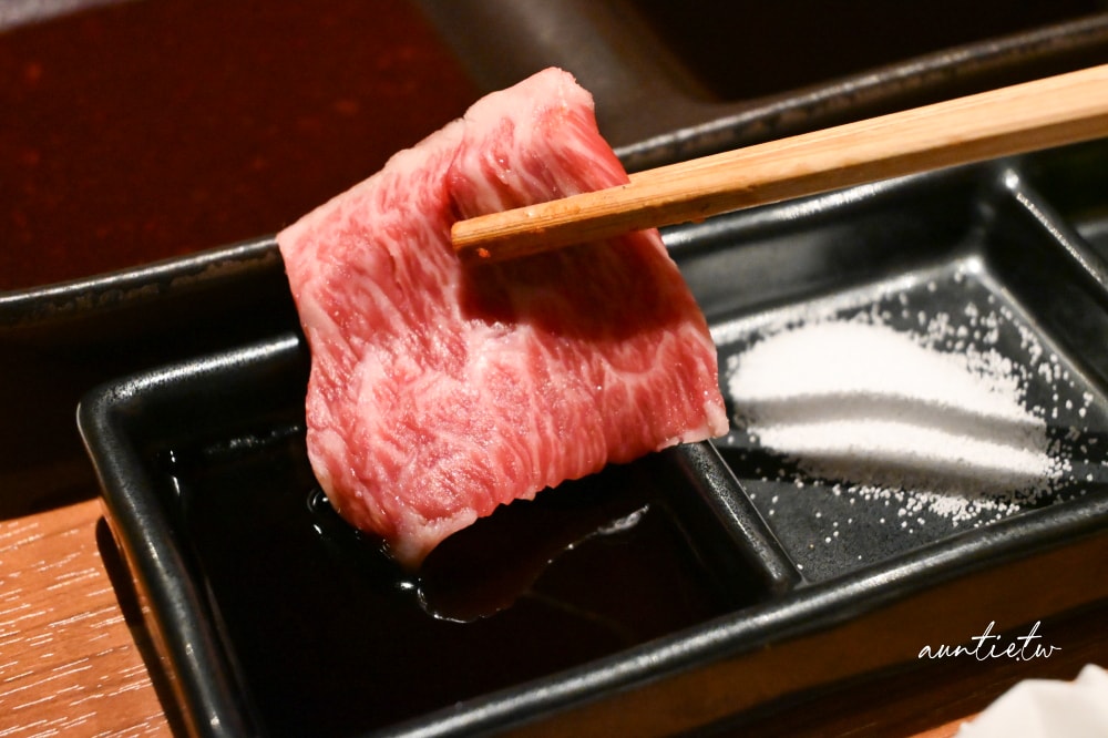【神戶】三宮站|KOBE 133俱樂部,頂級神戶牛,和牛燒肉、涮涮鍋、壽喜燒一次滿足! - 第19張圖