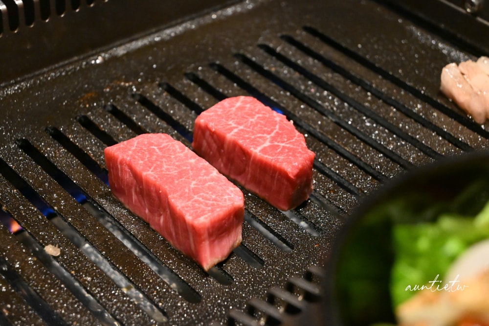 【神戶】三宮站|KOBE 133俱樂部,頂級神戶牛,和牛燒肉、涮涮鍋、壽喜燒一次滿足! - 第25張圖