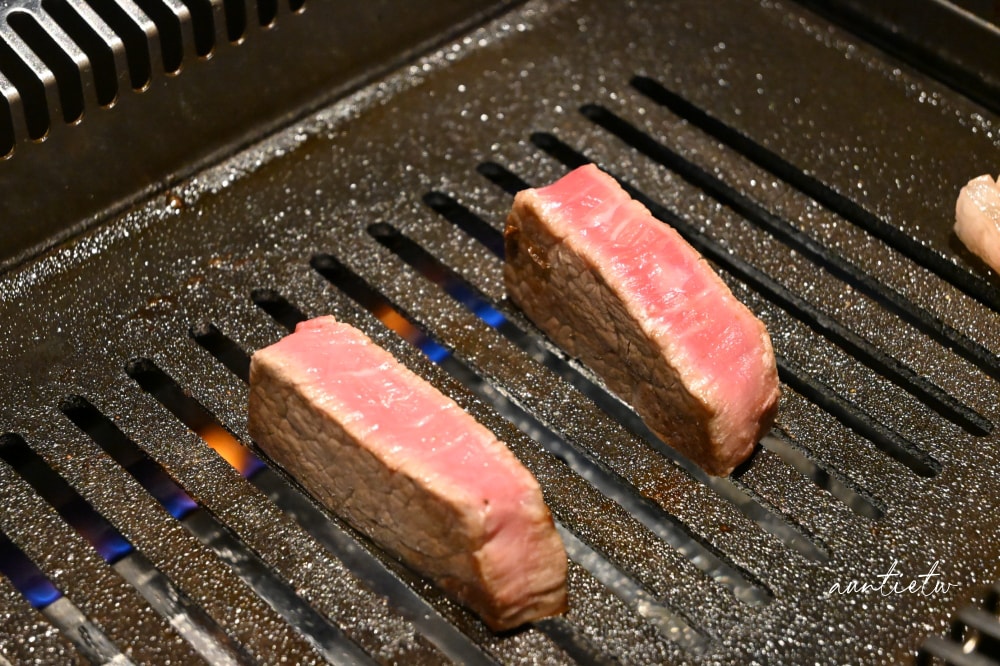 【神戶】三宮站|KOBE 133俱樂部,頂級神戶牛,和牛燒肉、涮涮鍋、壽喜燒一次滿足! - 第26張圖
