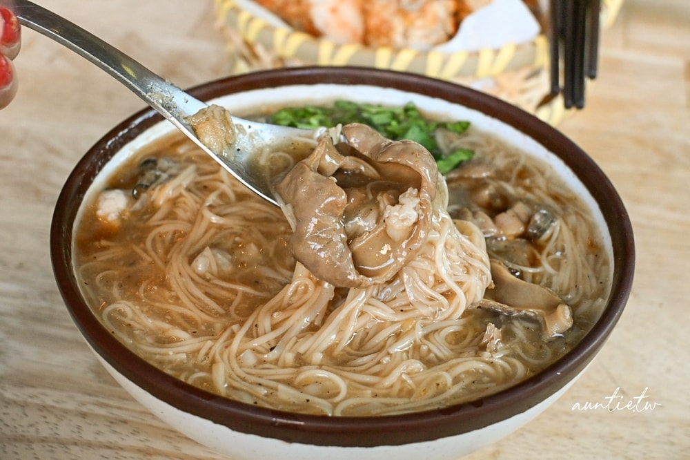 【新北】中和|炸糊 手作麵線 秘汁雞排,號稱全台最好吃雞排,酥炸蜜汁雞排! - 第15張圖