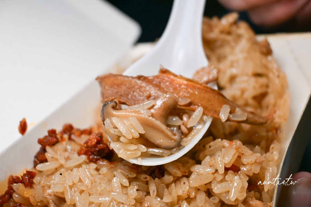 【宜蘭】清溝夜市|得福油飯,現炒麻油腰內肉油飯,清溝夜市排隊美食 - 第22張圖