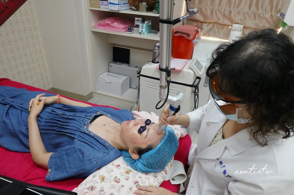 【台北】松江南京｜台北彥靚診所，Picocare皮秒雷射＋蜂巢探頭，細緻肌膚淡化瑕疵，台北皮秒推薦