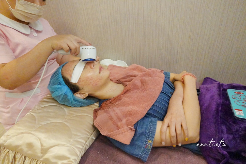 【台北】松江南京｜台北彥靚診所，Picocare皮秒雷射＋蜂巢探頭，細緻肌膚淡化瑕疵，台北皮秒推薦