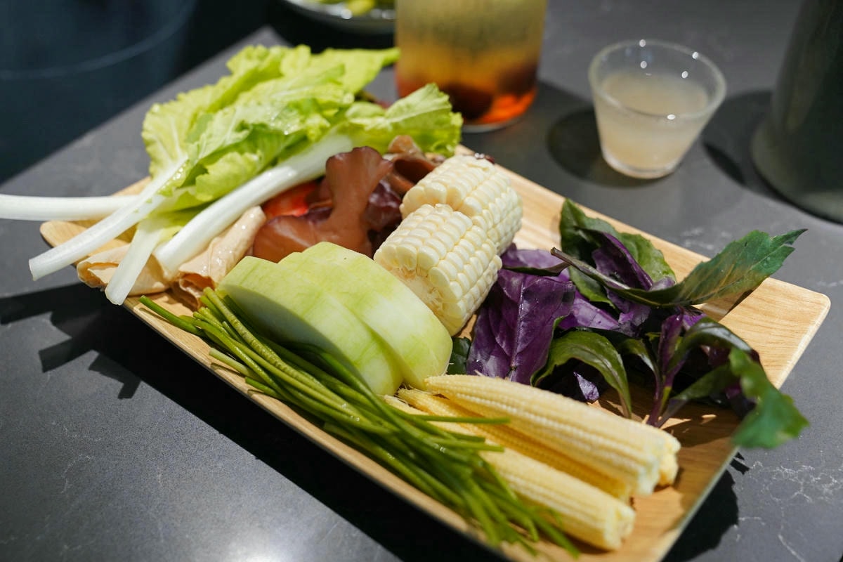 【南投】埔里|渡之島日高鍋物,日式昆布高湯,當季食材,頂級海鮮肉品,18度C旗下日式火鍋推薦 - 第13張圖