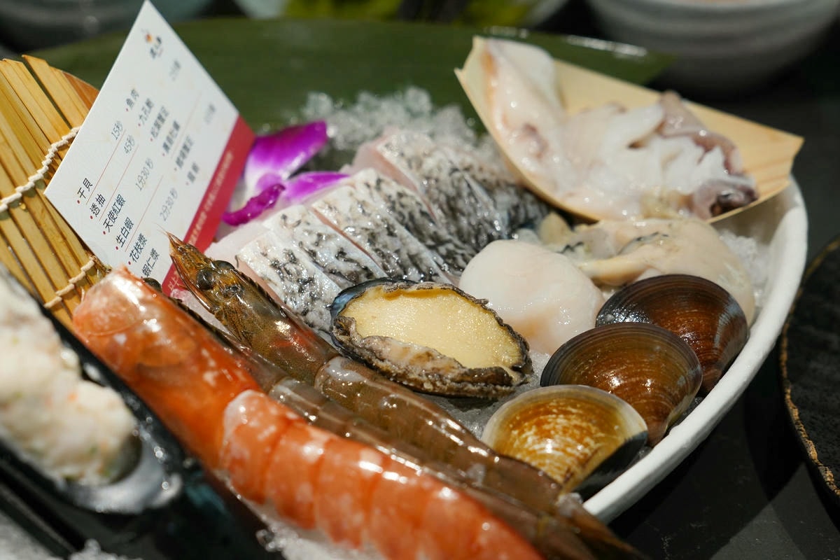 【南投】埔里|渡之島日高鍋物,日式昆布高湯,當季食材,頂級海鮮肉品,18度C旗下日式火鍋推薦 - 第52張圖