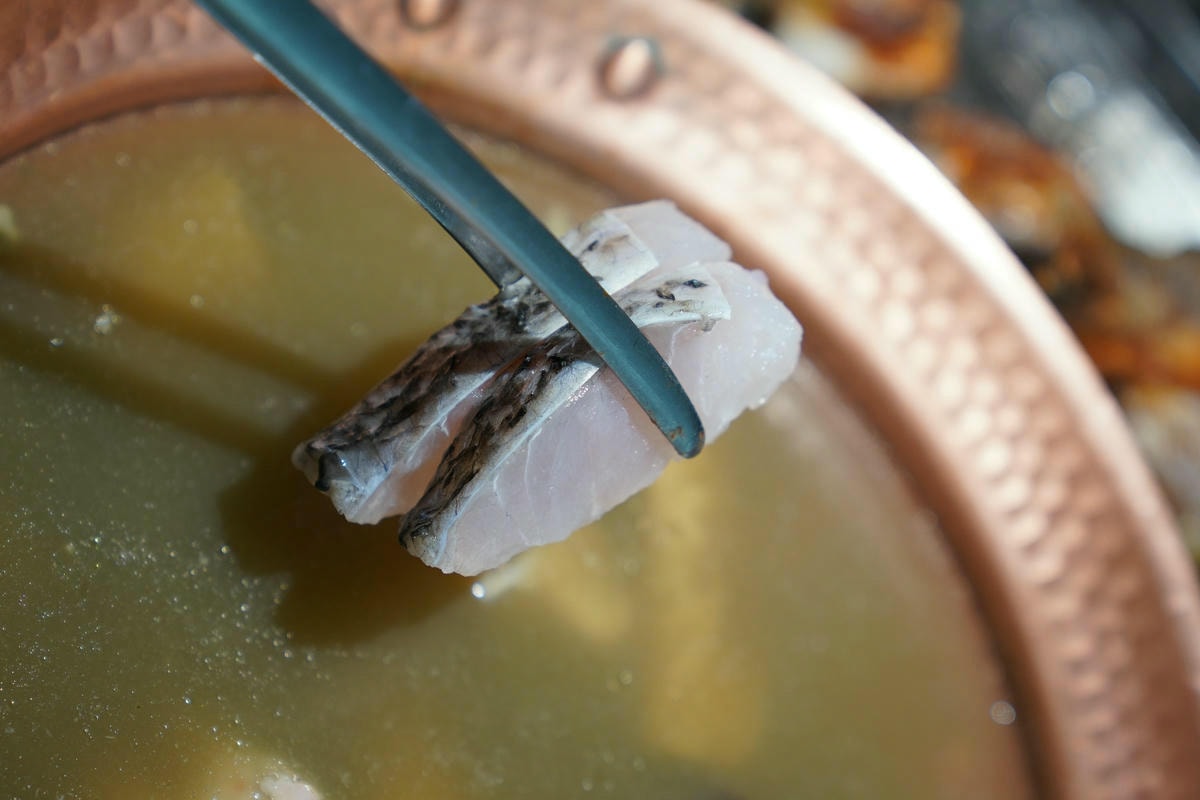 【南投】埔里|渡之島日高鍋物,日式昆布高湯,當季食材,頂級海鮮肉品,18度C旗下日式火鍋推薦 - 第55張圖