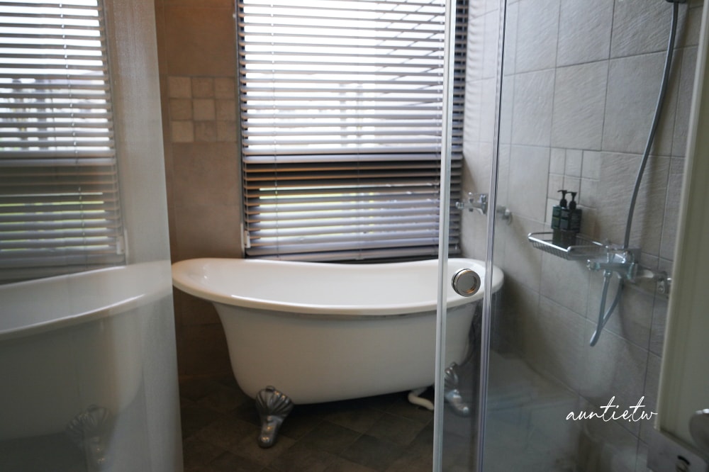 【宜蘭】冬山|小島天光,獨棟清水模建築,生態池環繞,田野邊包棟民宿,可划船還有戶外泳池! - 第34張圖