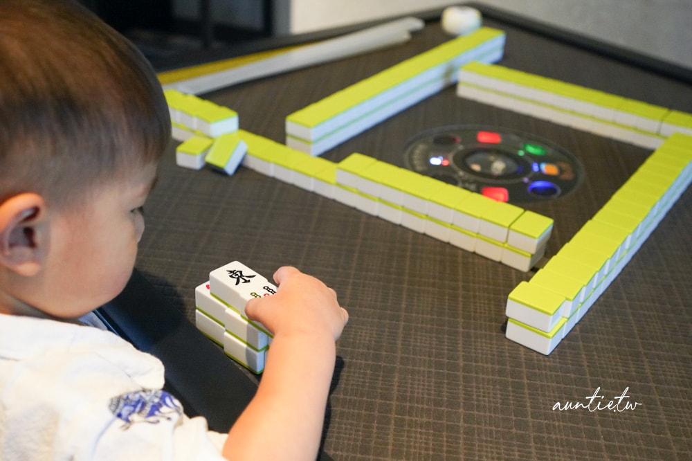 【宜蘭】冬山|小島天光,獨棟清水模建築,生態池環繞,田野邊包棟民宿,可划船還有戶外泳池! - 第15張圖