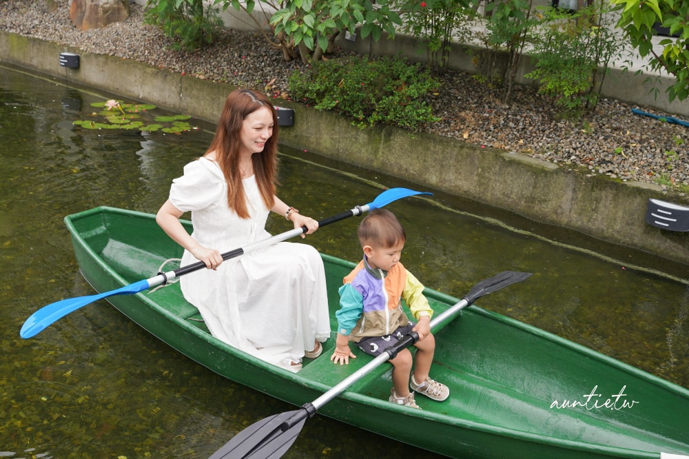 【宜蘭】冬山|小島天光,獨棟清水模建築,生態池環繞,田野邊包棟民宿,可划船還有戶外泳池! - 第13張圖
