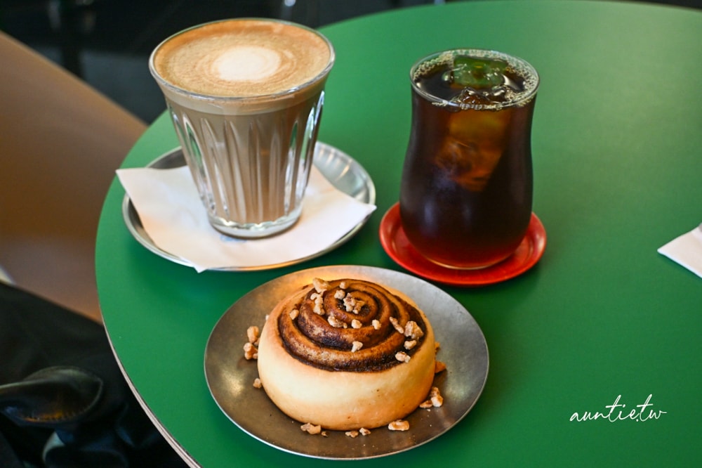 【宜蘭】五結|酷狗咖啡 KUGO CAFÉ,巷仔內民宅中,特調寶寶奇諾、狗狗奇諾,有個性與設計感咖啡廳 - 第16張圖