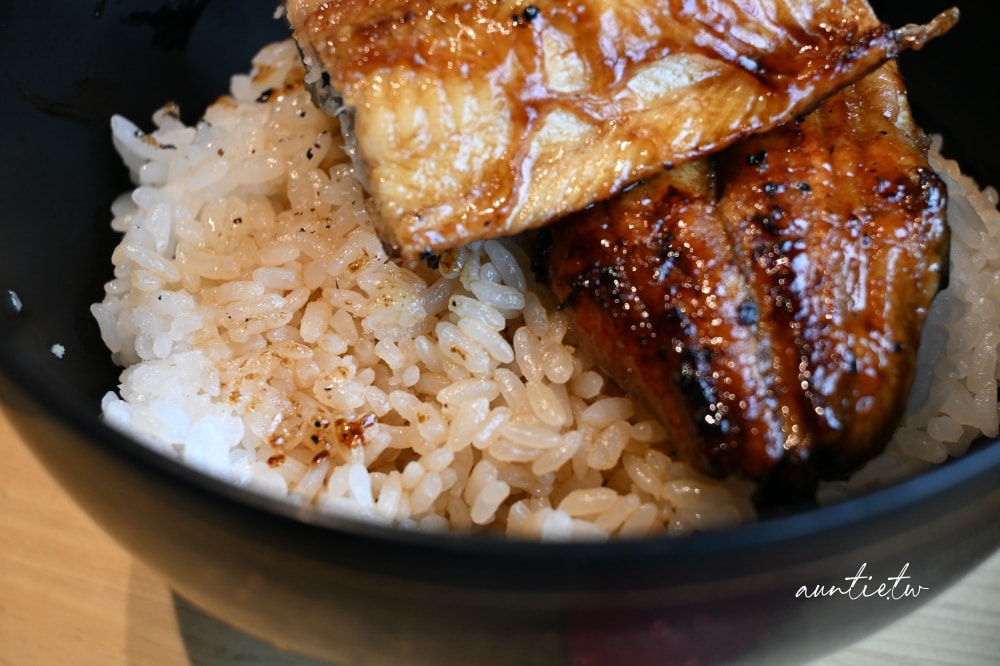 【大阪美食】難波|地焼うなぎ 法善寺山かづ,外酥內軟Q彈鰻魚飯,法善寺橫丁美食 - 第15張圖