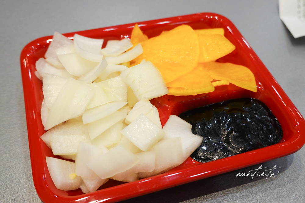 【台北】西湖站|香港飯店0410,海鮮炒碼麵,必點海鮮炒炸醬麵 - 第14張圖
