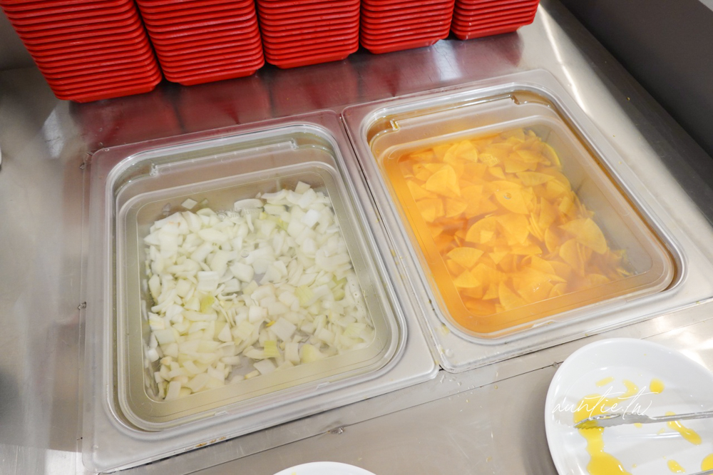 【台北】西湖站|香港飯店0410,海鮮炒碼麵,必點海鮮炒炸醬麵 - 第12張圖