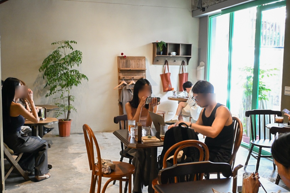 【台北】忠孝新生站|BéVive,新開幕越式咖啡廳,越式河粉加咖啡,優雅復古好拍照 - 第7張圖