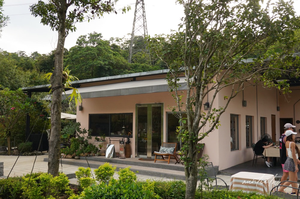 【新北】萬里|此木窯,隱身山林間舊製磚廠改建的窯烤烘培坊,萬里景觀餐廳寵物友善! - 第8張圖