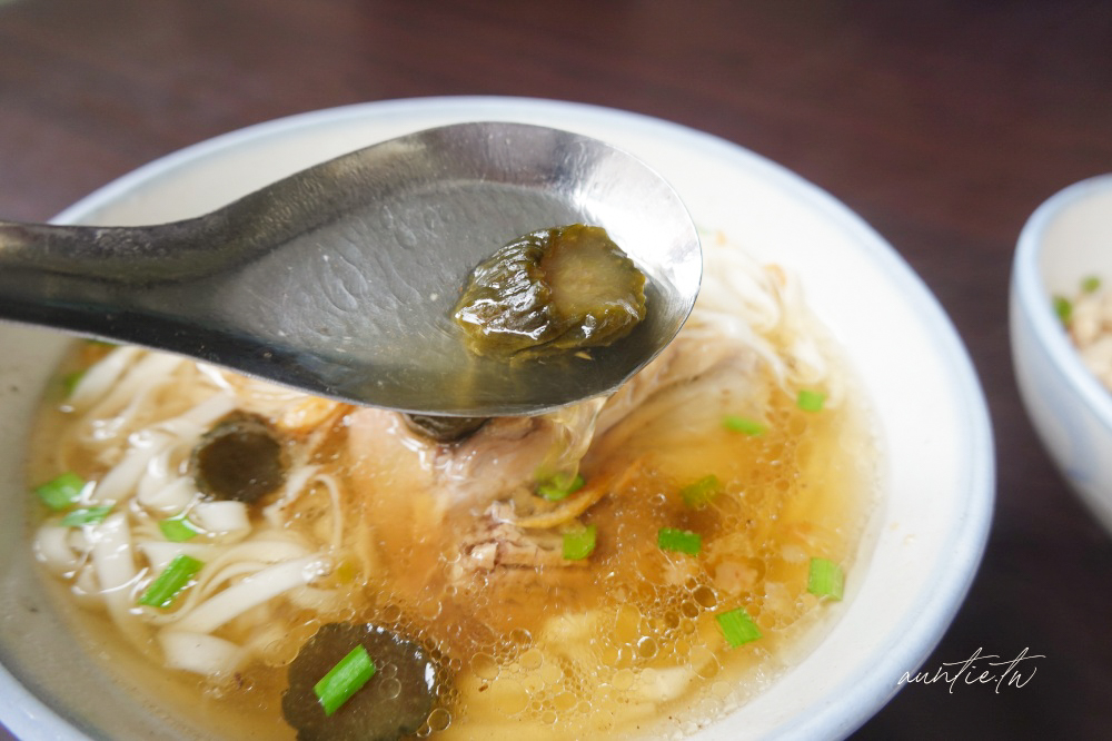 【宜蘭】頭城|阿茂麵攤,五十年歷史手工自製陽春麵,古早味麻醬麵,清甜瓜仔雞湯 - 第11張圖