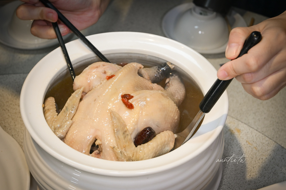 【新店】宸軒園海鮮中興店,香港老師傅駐店,美味經典粵菜澎湃上桌,家庭聚餐年菜尾牙首選推薦! - 第37張圖