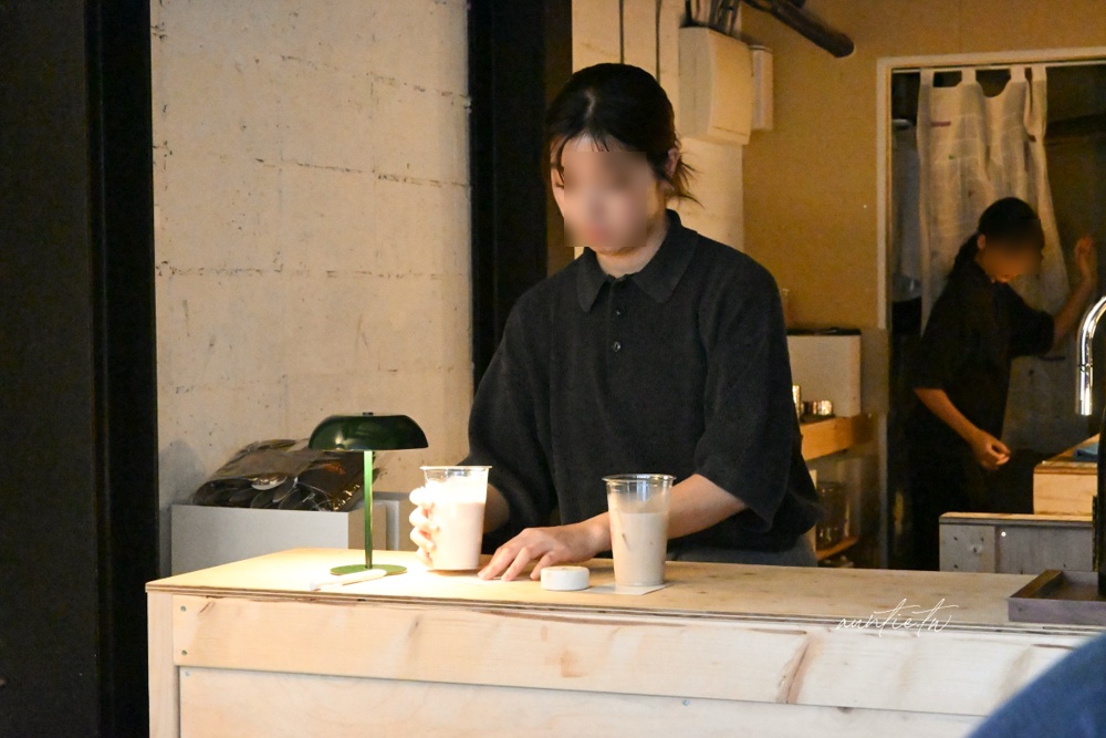 【東京】銀座美食|Cloud Club Matcha,香濃竹筅現刷抹茶,銀座排隊抹茶外帶店推薦! - 第4張圖