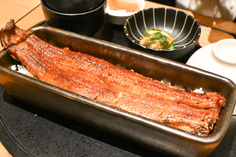 【東京】羽田機場|鰻魚四代目菊川 羽田機場花園店,現烤酥脆一本鰻,90年鰻魚老店 - 第22張圖