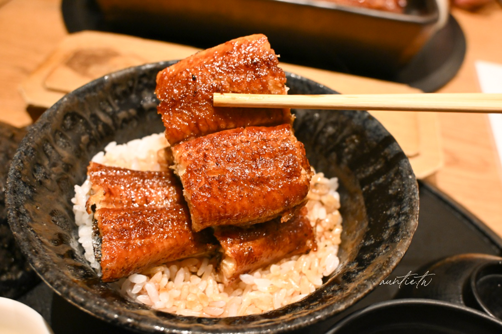 【東京】羽田機場|鰻魚四代目菊川 羽田機場花園店,現烤酥脆一本鰻,90年鰻魚老店 - 第29張圖