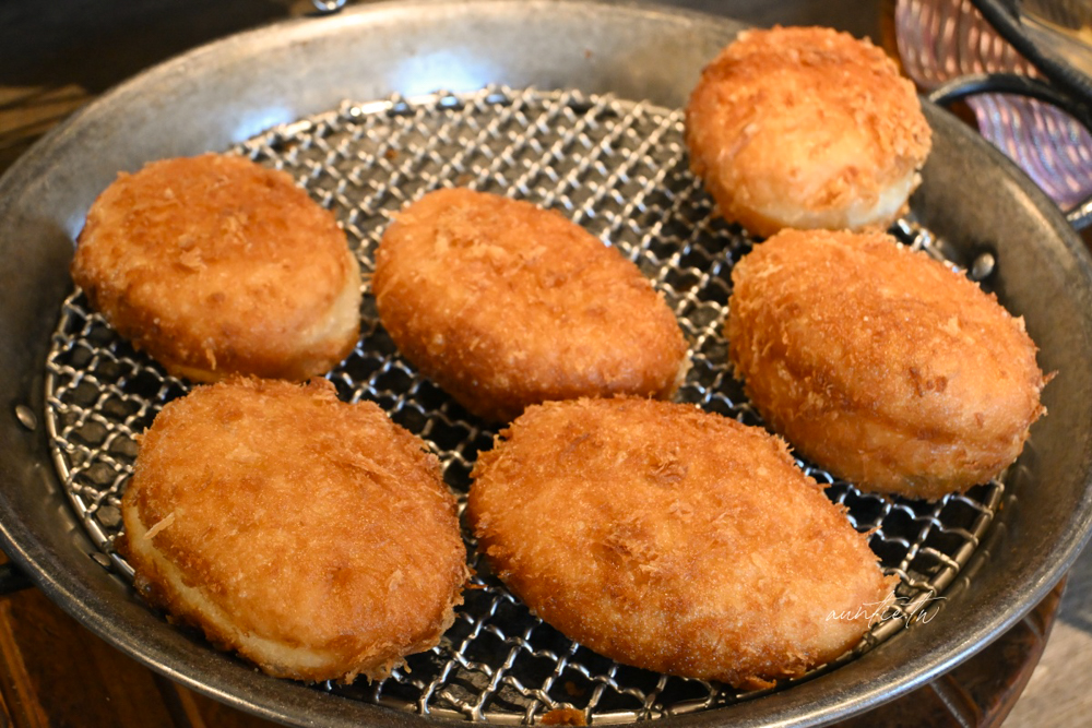 【鳥取美食】Bonos ボノス,隨便拿都好吃的石窯麵包,人氣NO.1鹽可頌 - 第17張圖