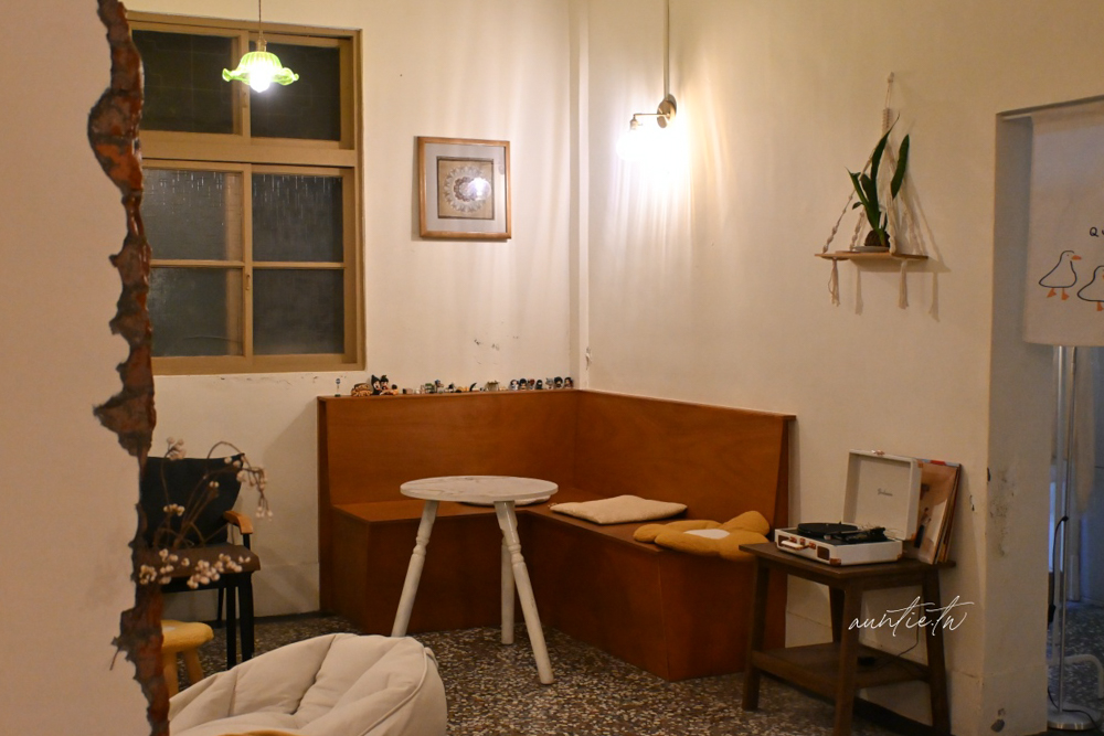 【彰化】鹿港|大手咖啡,有著悠閒大庭院還有貓咪的老屋咖啡廳 - 第15張圖