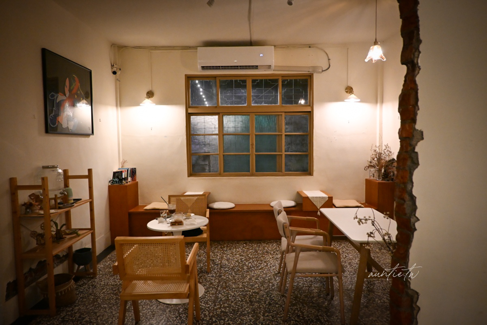 【彰化】鹿港|大手咖啡,有著悠閒大庭院還有貓咪的老屋咖啡廳 - 第27張圖