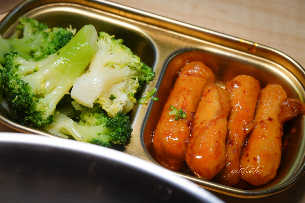 【台北】西湖站|李家韓國食堂,平價道地黑罵罵炸醬麵,夠味韓式辣豬肉豆腐鍋 - 第8張圖 【台北】西湖站|李家韓國食堂,平價道地黑罵罵炸醬麵,夠味韓式辣豬肉豆腐鍋