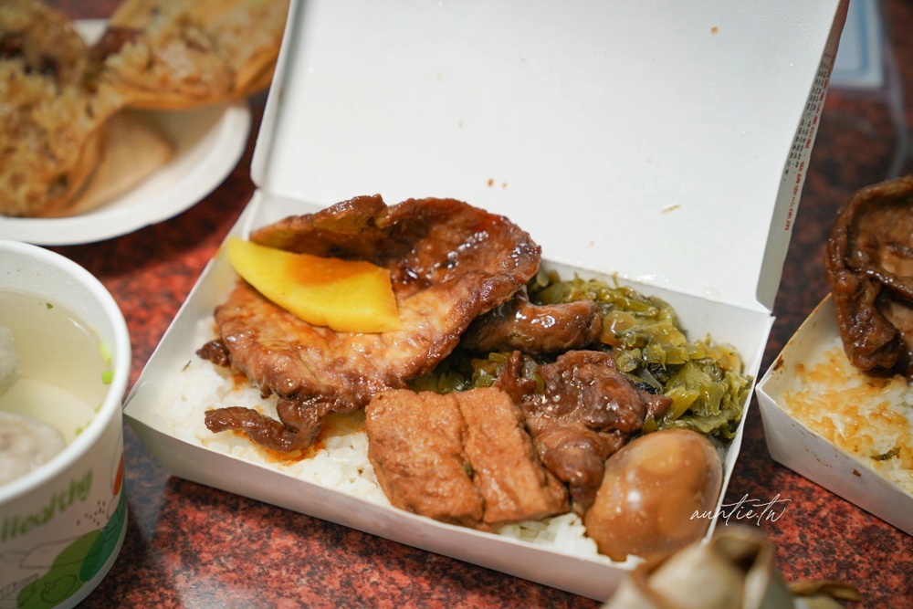 【苗栗】頭份｜圓光排肉餐盒，有人情味的在地66年客運站便當，古早味樸實好滋味