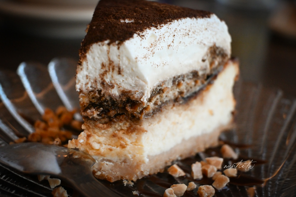 【基隆】仁愛區|Rectengle Café 方長咖啡,可以看基隆港的療癒海景咖啡廳 - 第24張圖