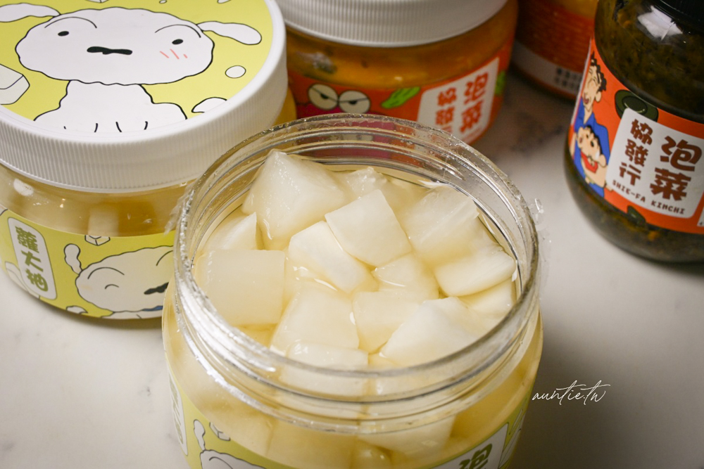 【宅配】金門｜協發行泡菜，日常冰箱小菜必備，每款都超涮嘴，可愛到不行蠟筆小新聯名泡菜